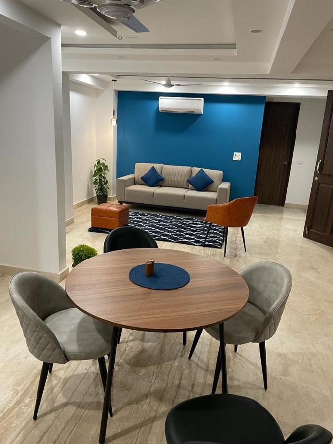 Flxho Uno - Serviced Apartment & Rooms - Golf Course Road 古尔冈 外观 照片