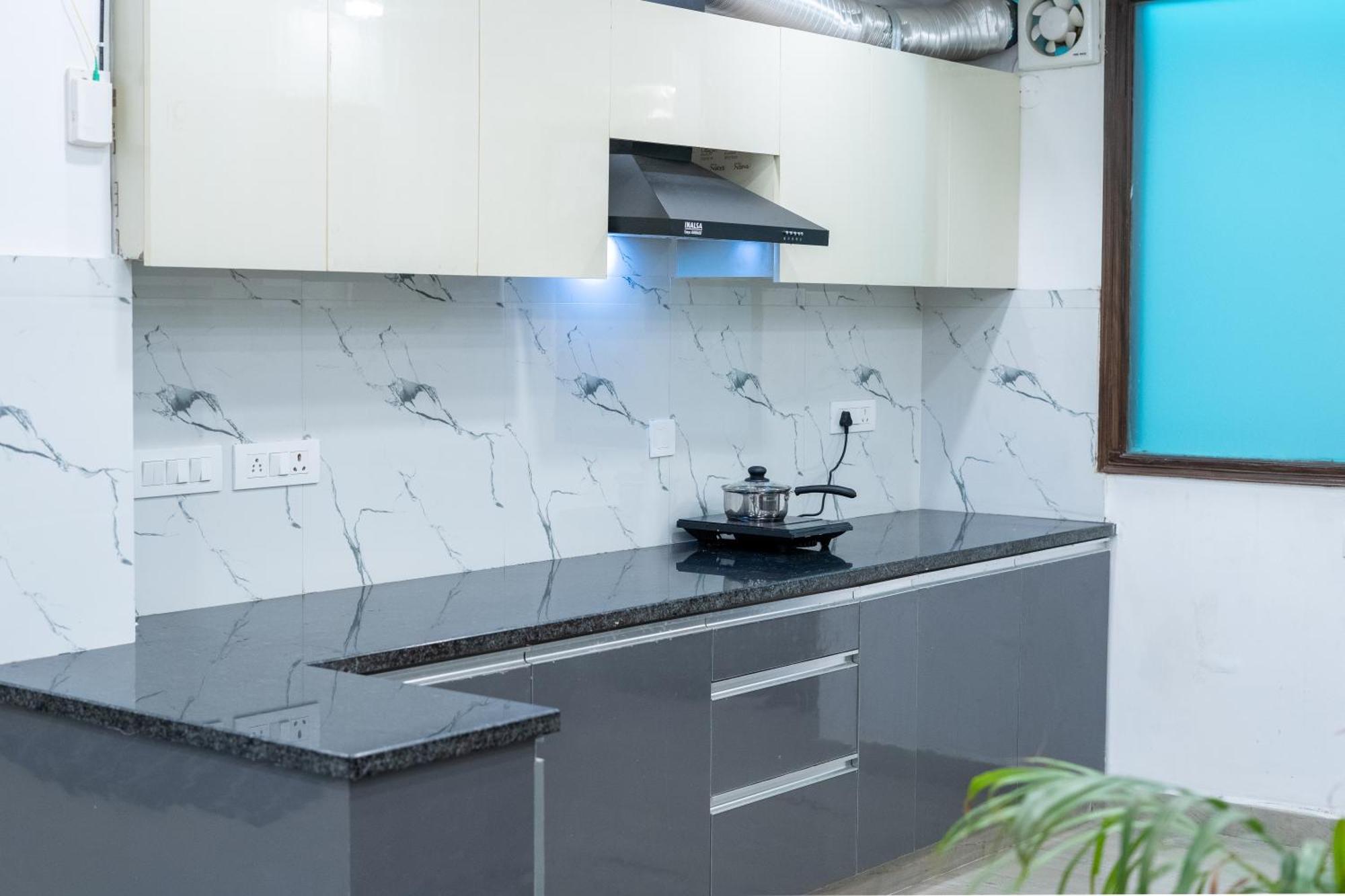 Flxho Uno - Serviced Apartment & Rooms - Golf Course Road 古尔冈 外观 照片